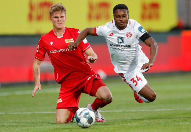 琼斯不仅在 琼斯不仅在