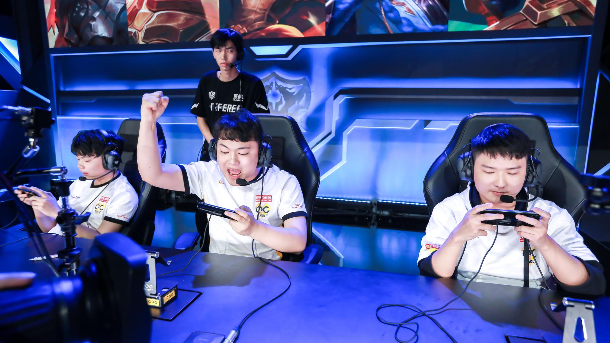 把中距离 把中距离