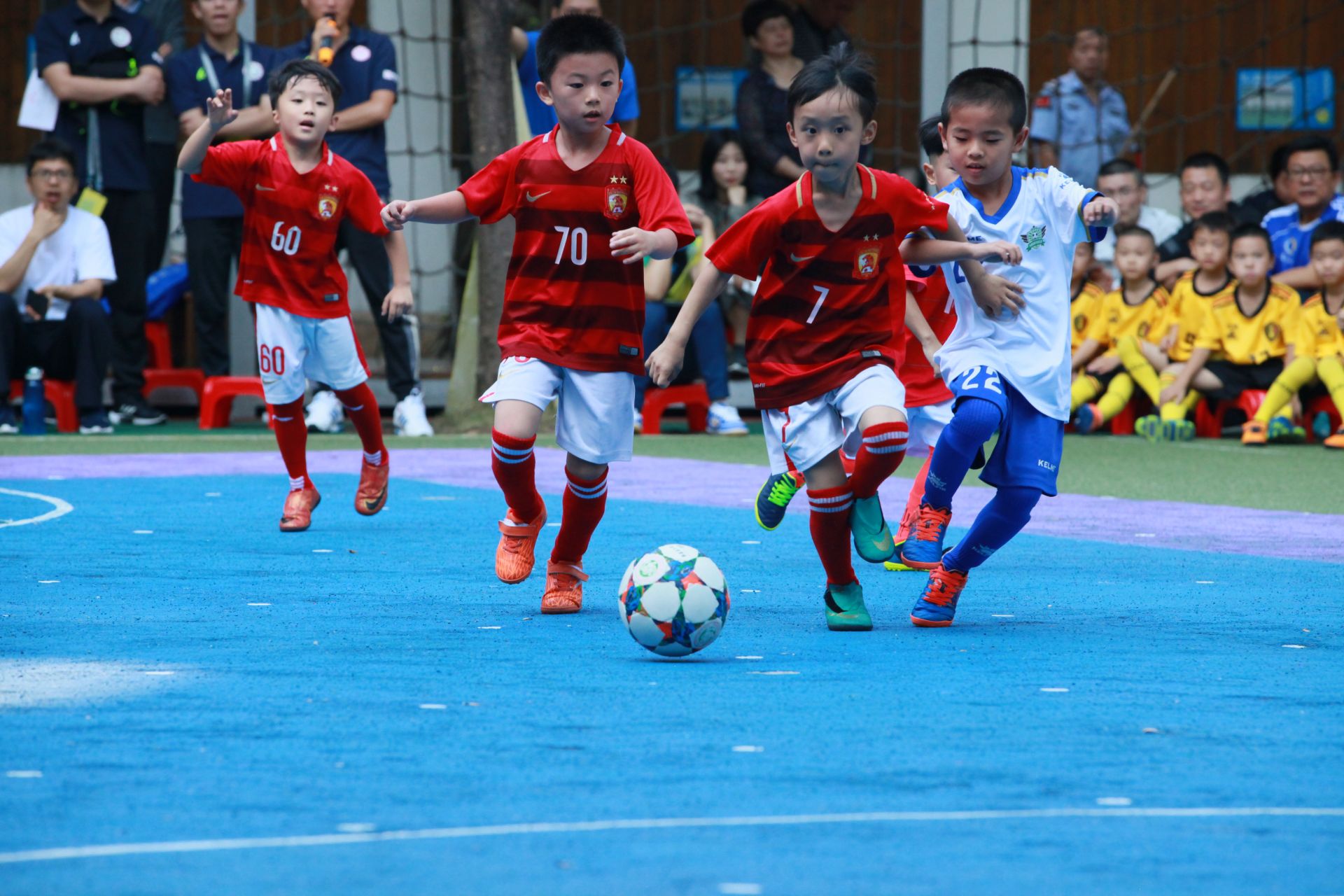 管理层会倾 管理层会倾