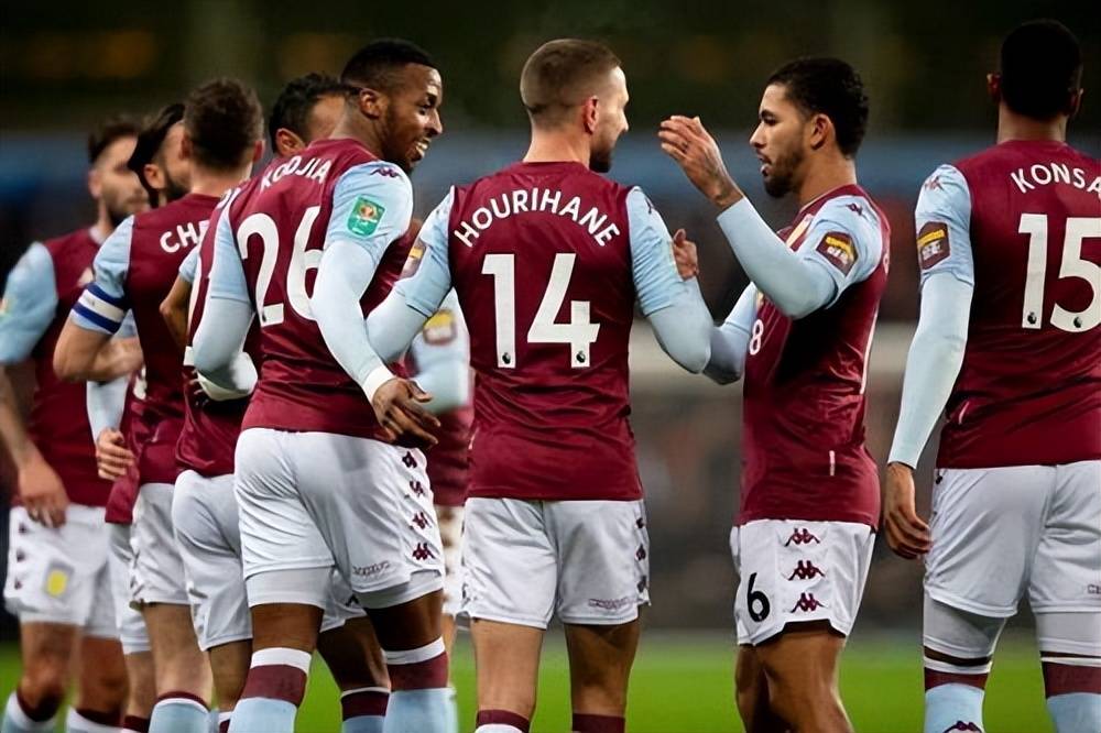 强化更衣室 强化更衣室