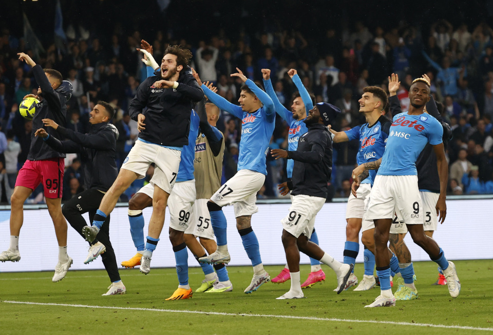 当所有人期 当所有人期