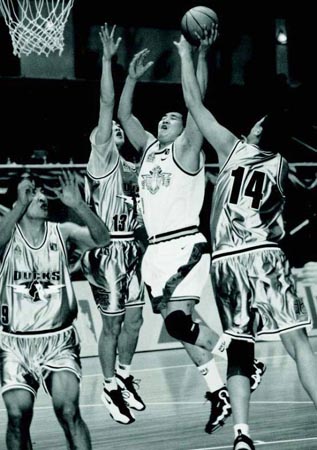 串成一体 串成一体